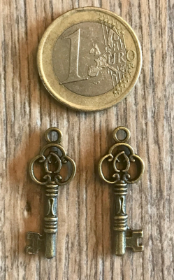 Anhänger - Charm - Schlüssel - Farbe: Antik Bronze