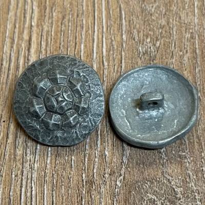 Knopf aus Metall - gehämmert – Öse – 23mm - Ausverkauf