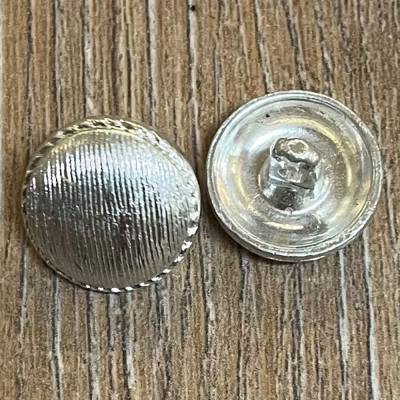 Knopf aus Metall- silber glänzend – Öse – 15mm - Ausverkauf