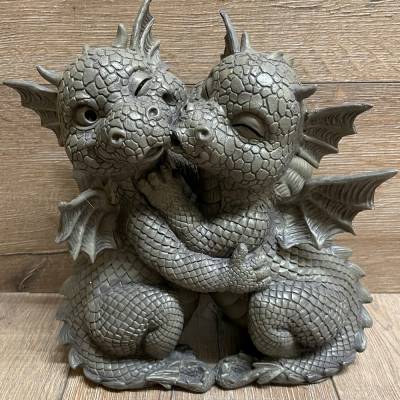 Gartenstatue - Drachen Paar küsst sich (in & outdoor)