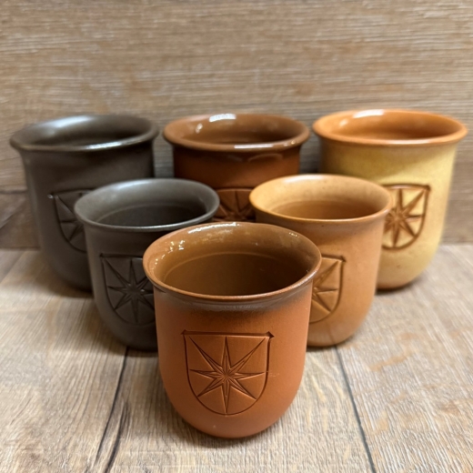 Becher - aus Ton - Weinbecher Bad Wildungen - 0,20l mit Füllstrich - rotbraun