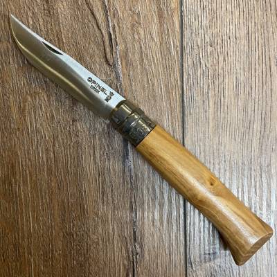 Opinel Rostfrei - Nr. 08 mit 11cm Heftlänge - Olivenholz