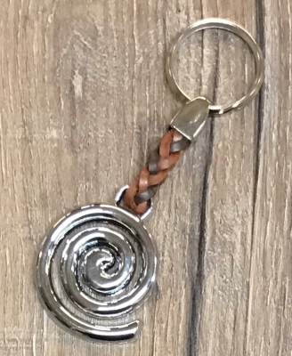 Schlüsselanhänger - Spirale glänzend mit geflochtenem Lederband - Keyring