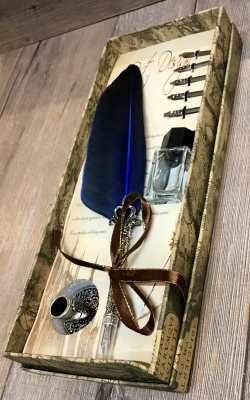 Schreibzeug - Historische Schreibfeder inkl. 6 Federn, Halter & Tintenfass (leer), geliefert in Geschenkbox - blau