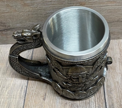 Krug mit Stahleinsatz - Drakar-Wikingerschiff