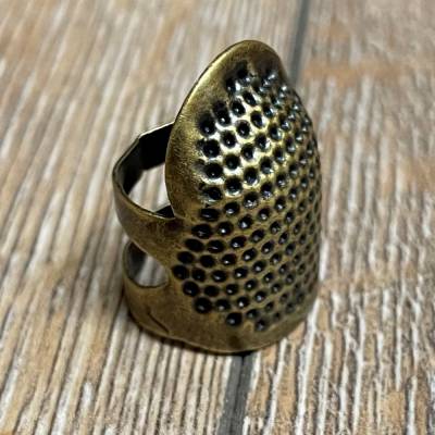 Nähzubehör - Fingerhut altmessing - Größe S