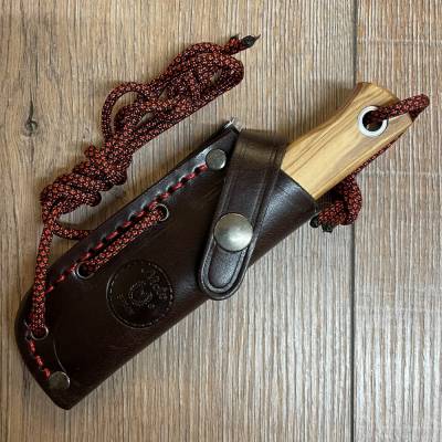Nieto Gürtelmesser - SIOUX MINI - Vanadium Stahl 1.4116, Fiberglaslagen, Olivenholz-Griffschalen, Hohlnieten, braune Lederscheide