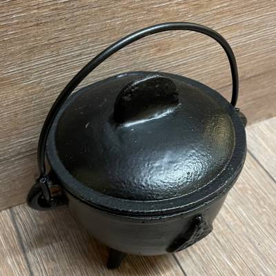 Räucher- Kessel aus Gusseisen Triquetra - groß (12cm)