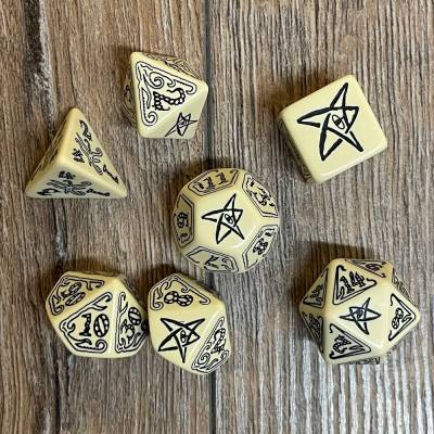Würfel - Würfelset - Cthulhu Beige & Schwarz - 7 Würfel für D&D etc.