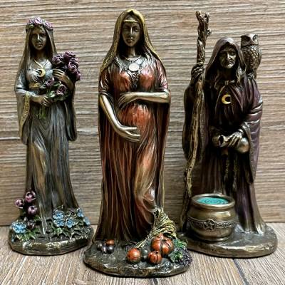 Statue - Keltische Trinität - Maiden, Mother & Crone/ Jungfrau, Mutter & Alte Weise Miniaturen - bronziert - Dekoration - Ritualbedarf