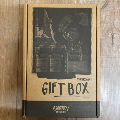 Moonshine O'Donnell - Set Geschenkbox - Sommer - 2x Moonshine 700ml, Ausgießer, 2x Mason-Jar Shot-Glas 50ml