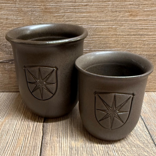 Becher - aus Ton - Weinbecher Bad Wildungen - 0,20l mit Füllstrich - Toledo dunkelbraun