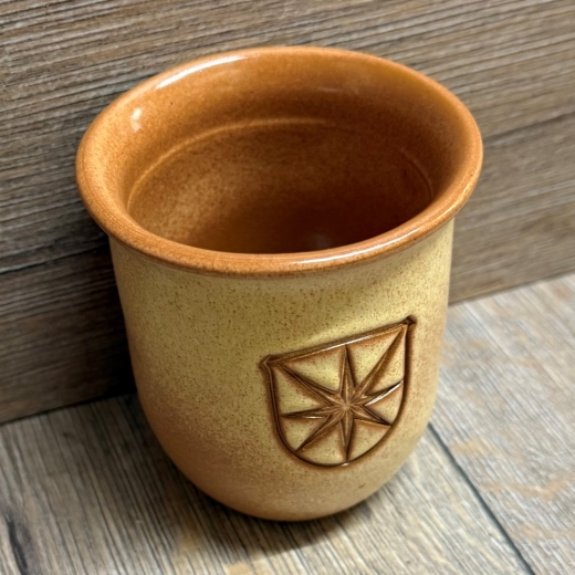 Becher - aus Ton - Weinbecher Bad Wildungen - 0,20l mit Füllstrich - Malawi hellbraun