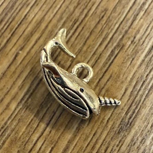 Anhänger - Charm - Narwal 3D - Zinklegierung - Farbe: Silber