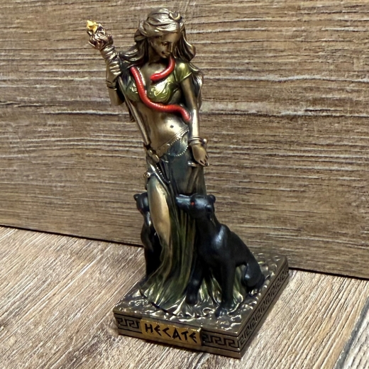 Statue - Hekate Miniatur - griechische Göttin der Magie und Geisterwelt mit Fackel - bronziert - Dekoration - Ritualbedarf