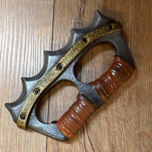LARP - Waffe - Schlag-Ring/ Nuckleduster - 14cm - Iron Fortress