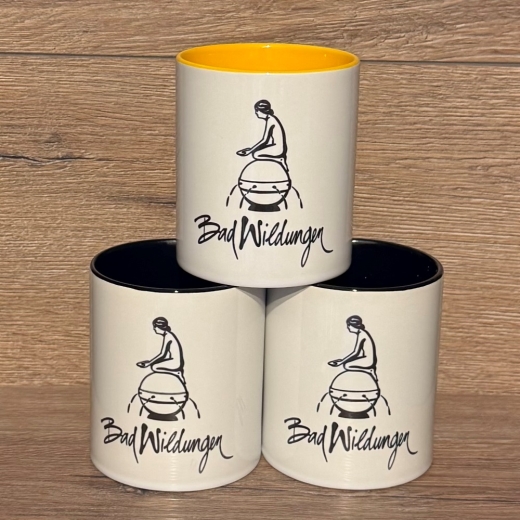 Bad Wildungen - Tasse aus Keramik - Bad Wildungen Nymphe - gelb oder schwarz