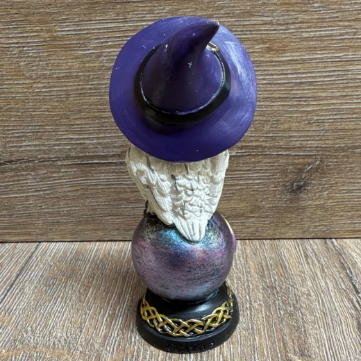Figur - Lustige Eulen - Hexen-Schnee-Eule auf Pentagramm Kugel 2-fach sortiert - einzeln - coloriert