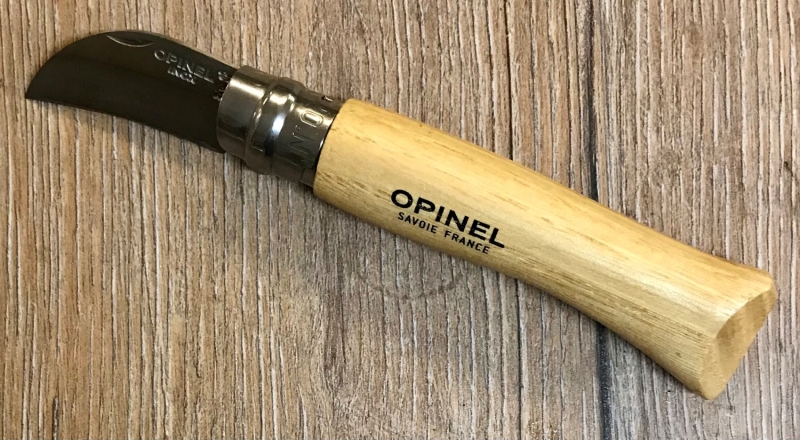 OPINEL Messer No.8 Walnussholz