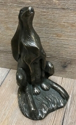 Statue - Ostara Hase - Moon Gazing Hare - bronziert - Dekoration - Ritualbedarf