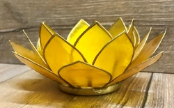 Kerzenhalter - LotusBlume -  3. Solarplexus-Chakra/ Manipura - gelb mit Goldrand