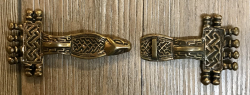 Schließe aus Metall - Gewand - Wikinger - Bronze