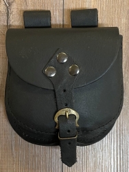 Tasche - Leder - Gürteltasche mit Schnalle - schwarz