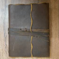 Notizbuch - Diary - Leder mit handgeschöpftem Papier Größe 3 - 18cm x 23cm - 180 Seiten - braun - Handarbeit