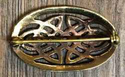 Brosche - oval keltischer Knoten durchbrochen 4cm x 2,5cm - Bronze