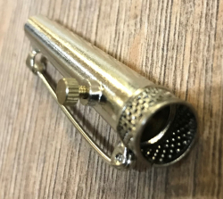 Brosche - Schmuckhülse für Federn glatt mit Stellschraube - 5cm (10mm) - Federhalter für den Hut