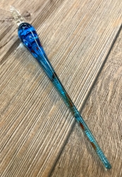 Schreibfeder - Glasfeder - gedreht - hellblau