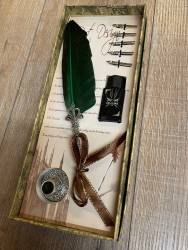 Schreibzeug - Historische Schreibfeder inkl. 6 Federn, Halter & Tintenfass (gefüllt), geliefert in Geschenkbox - grün