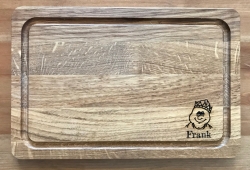 Holz Brett - Schneidebrett aus Eiche Massivholz, rechteckig, mit Saftrille - 30cm x 20cm - individuelle Lasergravur möglich