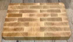 Holz Brett - Schneidebrett aus Buche, Strinholz, Würfel einzeln verleimt - 40cm x 20cm - individuelle Lasergravur möglich