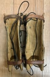 Palnatoke - Leather Works - Beinschienen Plain - schwarz mit braun - M - Ausverkauf - letztes Paar