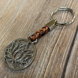 Schlüsselanhänger - Lotusblüte mit geflochtenem Lederband - Keyring