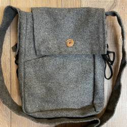 Tasche - Wolle - Umhängetasche mit Kupferspirale - dunkelgrau - Burgschneider