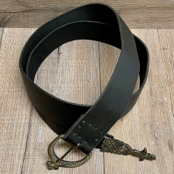 Gürtel - Leder - MT - Ulrich aus Oberleder mit Gürtelspitze ungelocht -5cm x 144cm- schwarz - Ausverkauf