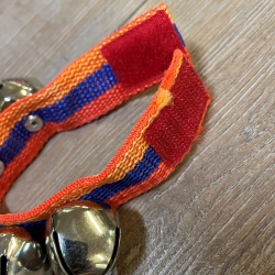 Musik - Schellenband 3-farbig mit 5 Schellen & Klettverschluss - Länge: ca. 23 cm