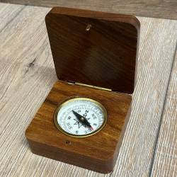 Maritimes - Kompass in Holzbox eingearbeitet