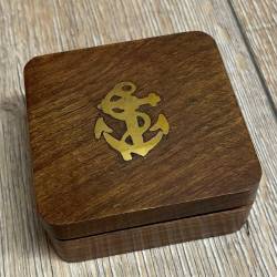 Maritimes - Kompass in Holzbox eingearbeitet