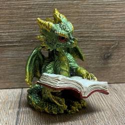 Figur - Drache - Baby Drache liest ein Buch - coloriert - grün