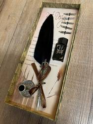 Schreibzeug - Historische Schreibfeder inkl. 6 Federn, Halter & Tintenfass (gefüllt), geliefert in Geschenkbox - schwarz