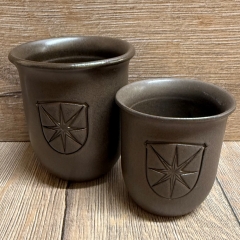 Becher - aus Ton - Weinbecher Bad Wildungen - 0,10l mit Füllstrich - Toledo dunkelbraun