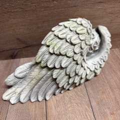 Gartenstatue - Engel - liegt im Flügel klein - grau (in & outdoor)