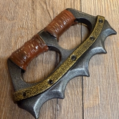 LARP - Waffe - Schlag-Ring/ Nuckleduster - 14cm - Iron Fortress