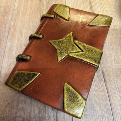 LARP - Waffe - Buch/ Book mit Beschlägen - braun/ gold - 25cm
