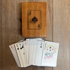 Maritimes - Karten-Würfel-Box inkl. 2 Kartenspielen & 5 Würfel - Holz/ Messing