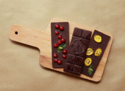 Schokolade - Gussform No.4 - 3 dünne Tafeln mit großem Emblem - Ausverkauf